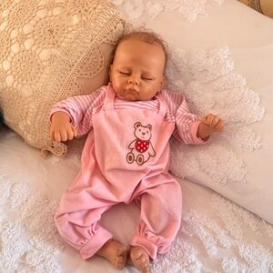 Ashton-Drake “Sophia” Baby Doll Linda Murray Breathing Heartbeat Lifelike Doll